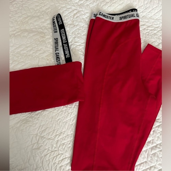 Spiritual gangster skylar crimson legging/bra workout set - Picture 6 of 10